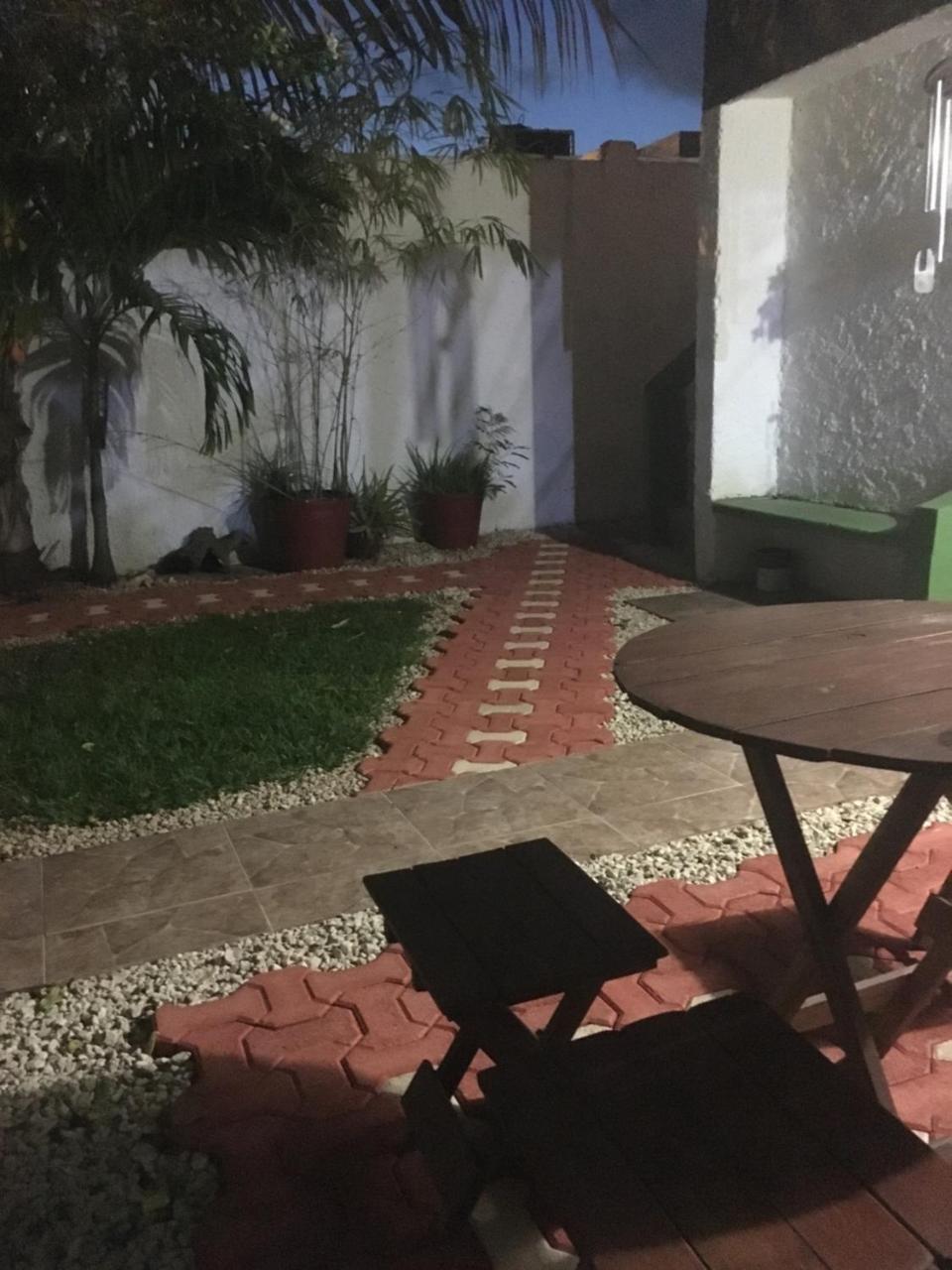 Violeta'S House Apartment Cancún Exterior foto
